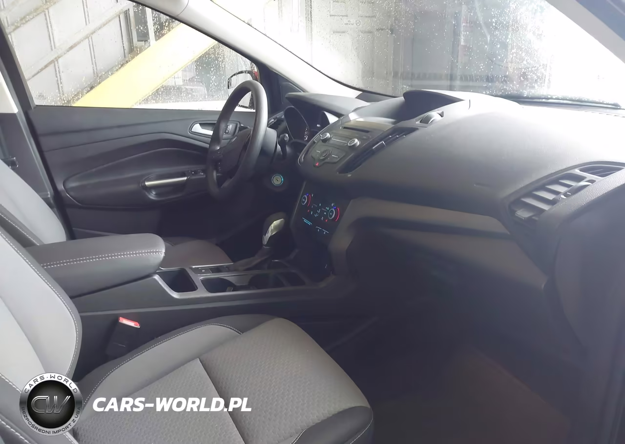 2018 Ford Escape Se VIN:1FMCU0GD3JUC16571 - 5