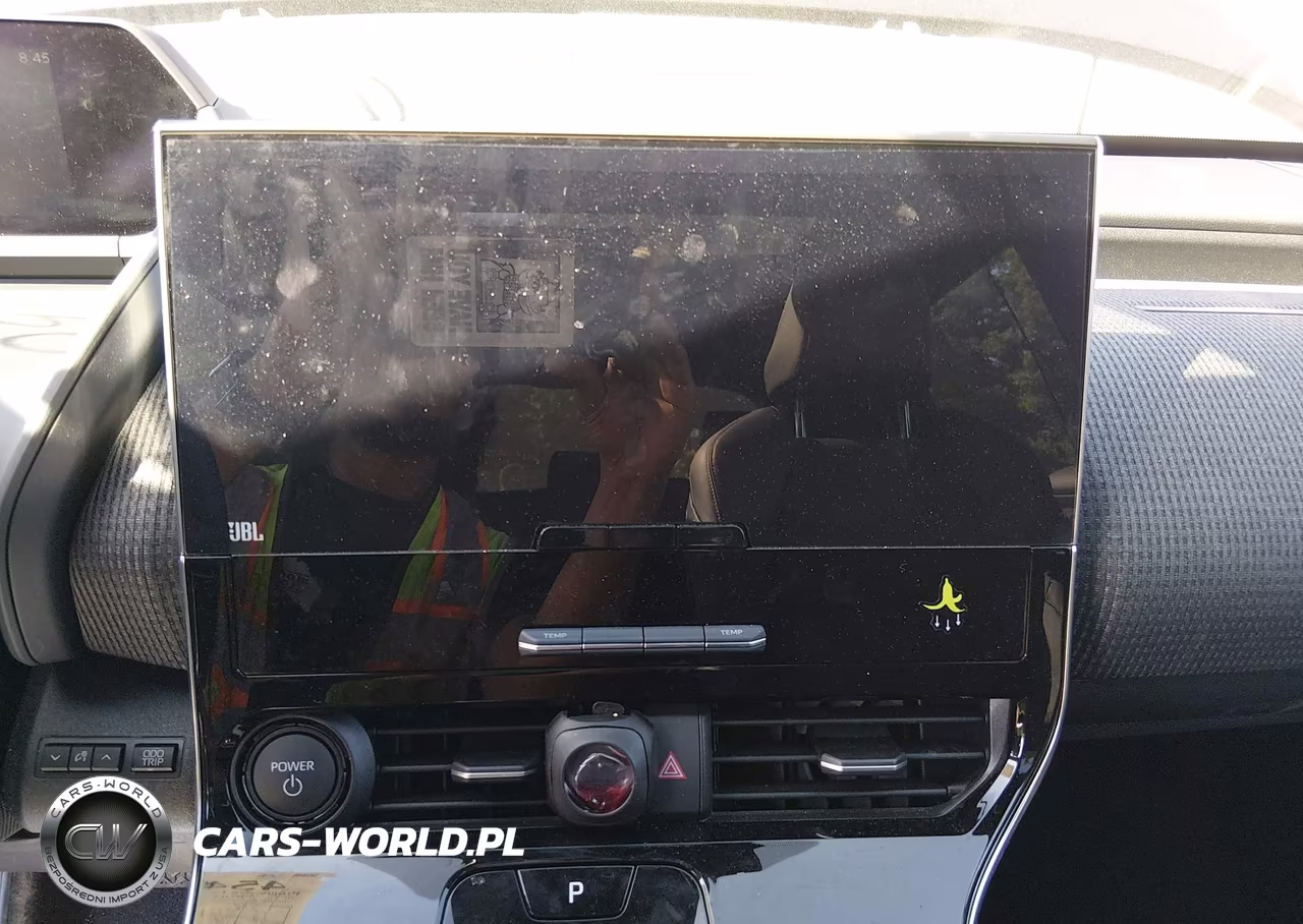 2023 Toyota Bz4X Limited VIN:JTMABACA5PA033931 - 17