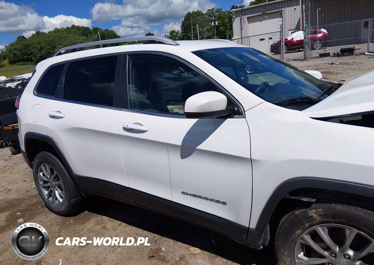 2020 Jeep Cherokee Latitude Plus 4X4 VIN:1C4PJMLB5LD602566 - 14