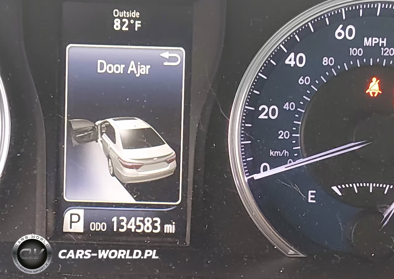 2017 Toyota Camry Le VIN:4T1BF1FKXHU798030 - 16