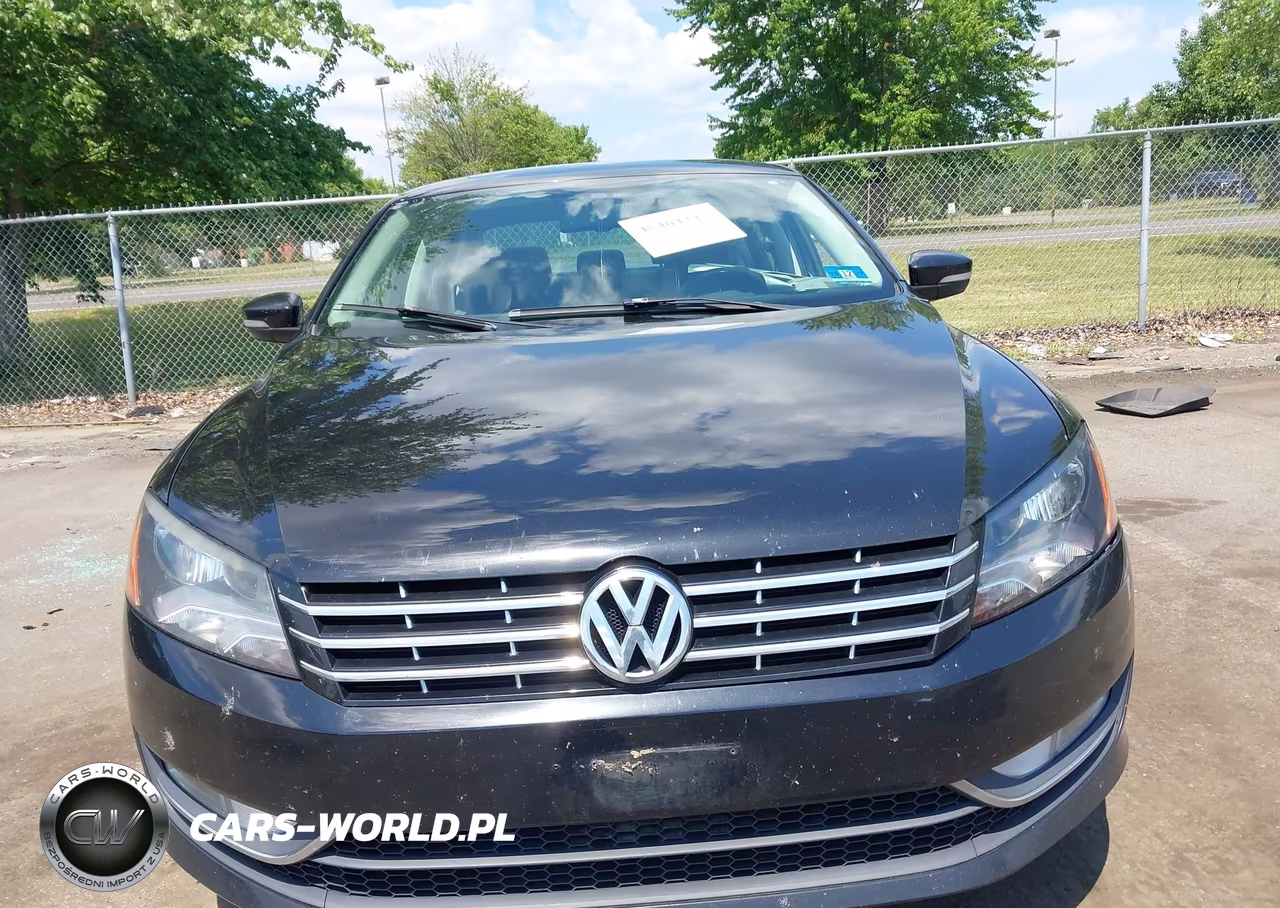2015 Volkswagen Passat 2.0L Tdi Sel Premium VIN:1VWCV7A39FC054806 - 12