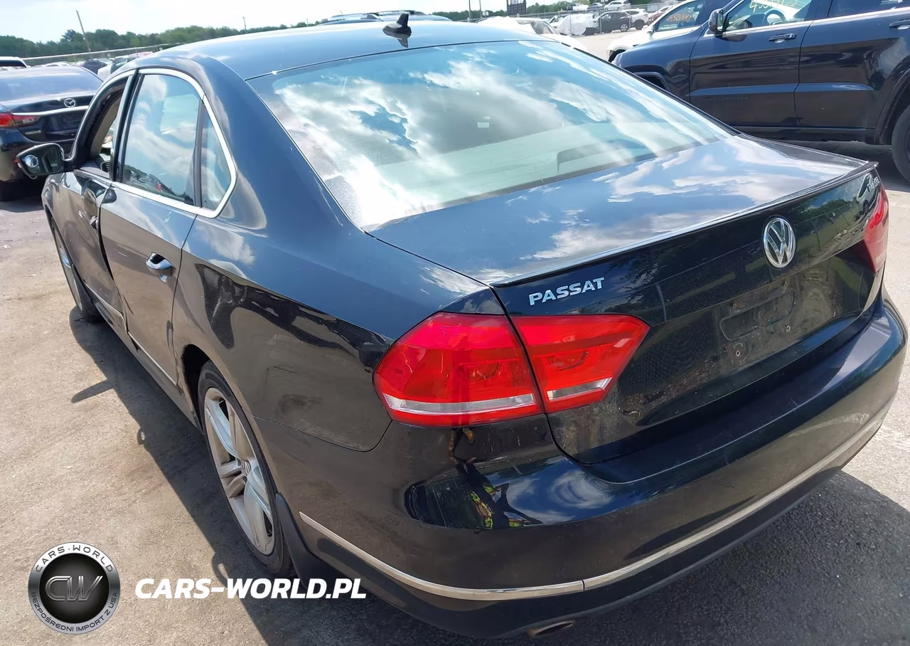 2015 Volkswagen Passat 2.0L Tdi Sel Premium VIN:1VWCV7A39FC054806 - 6