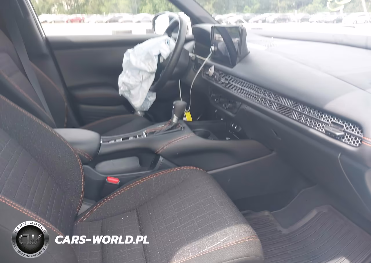 2026 Honda Hr-V Awd Sport VIN:3CZRZ2H56TM718768 - 5