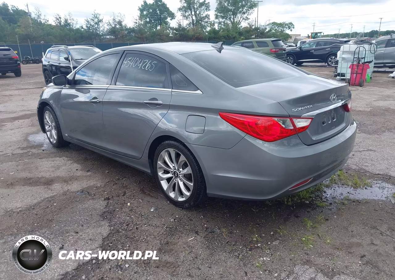2013 Hyundai Sonata Gls VIN:5NPEB4AC3DH732812 - 3