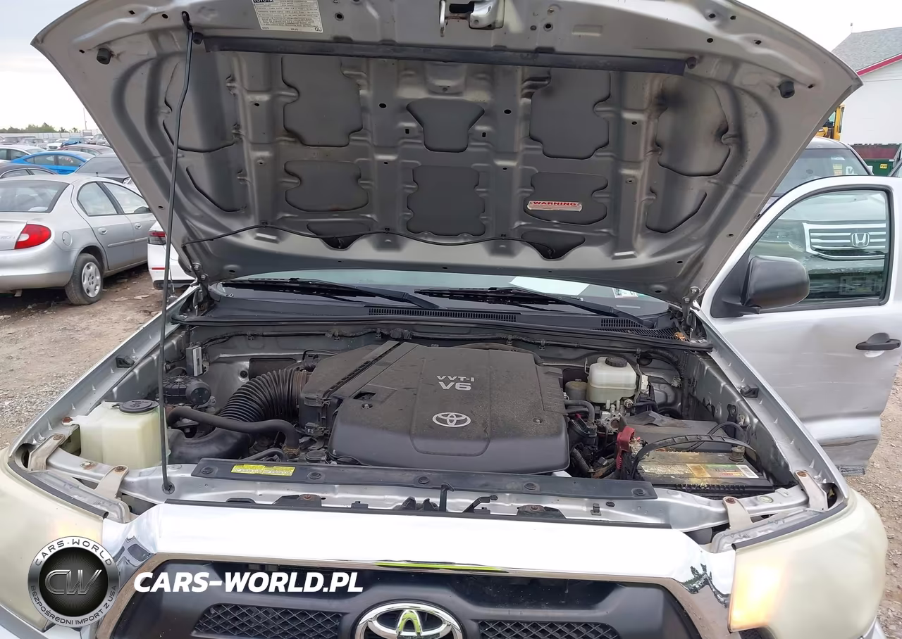 2012 Toyota Tacoma Base V6 VIN:5TFLU4EN0CX029944 - 10