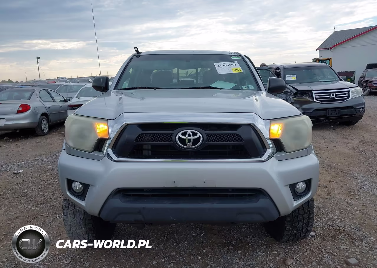 2012 Toyota Tacoma Base V6 VIN:5TFLU4EN0CX029944 - 11