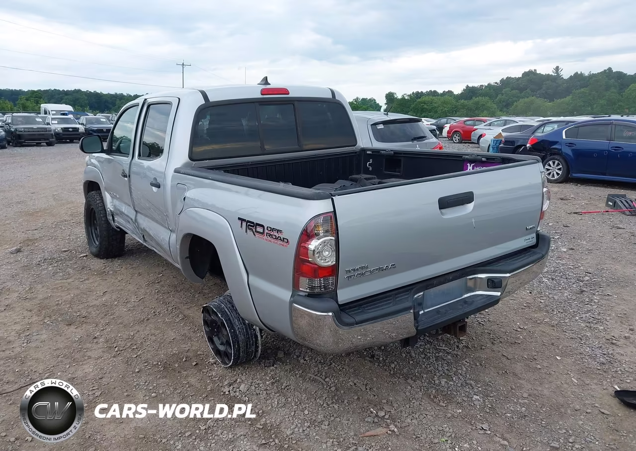 2012 Toyota Tacoma Base V6 VIN:5TFLU4EN0CX029944 - 3