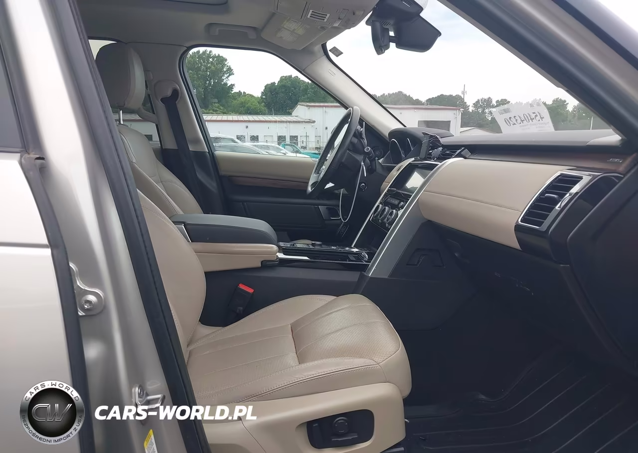 2017 Land Rover Discovery Hse VIN:SALRRBBV9HA034910 - 5