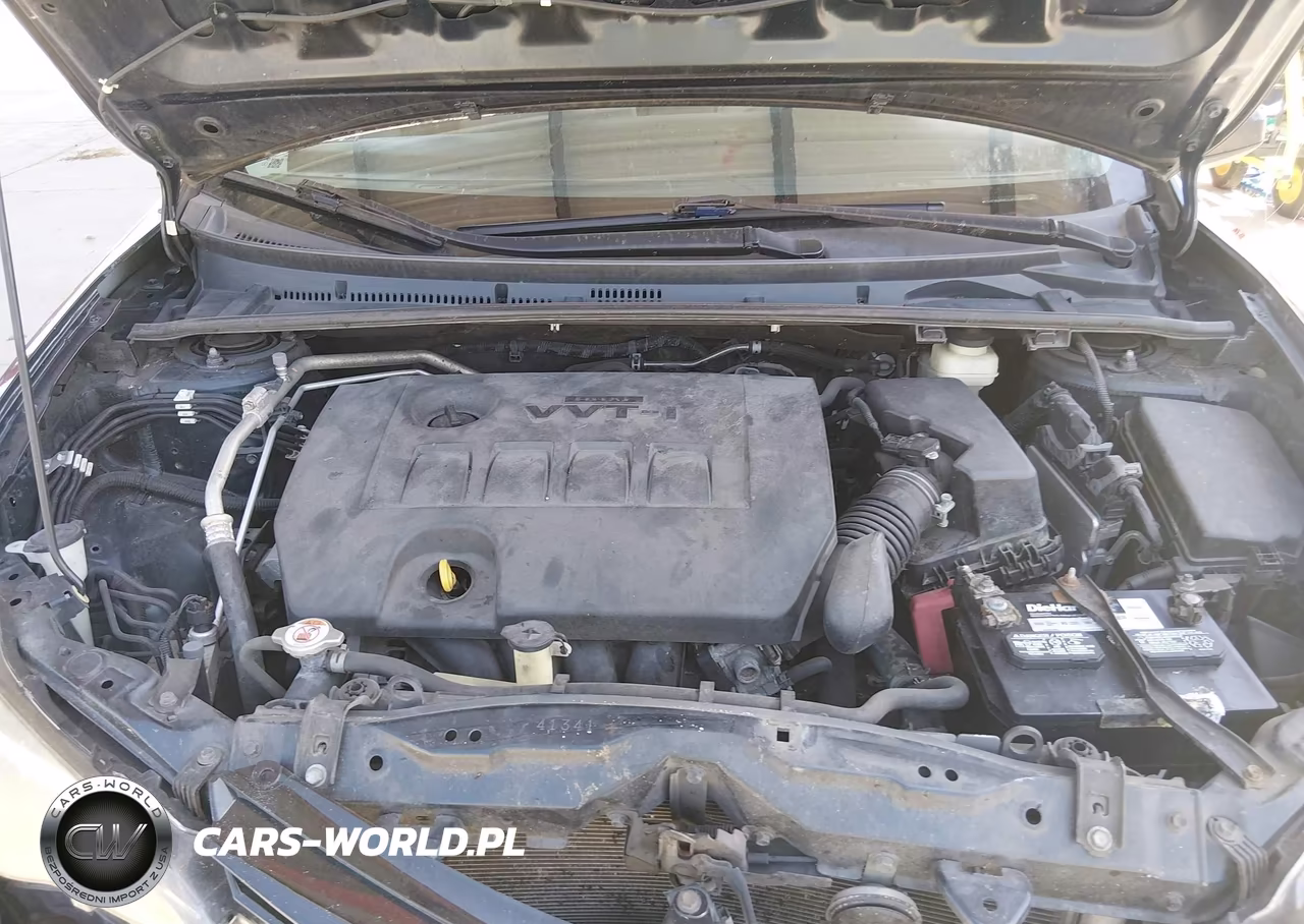 2018 Toyota Corolla Le VIN:5YFBURHE2JP766711 - 10