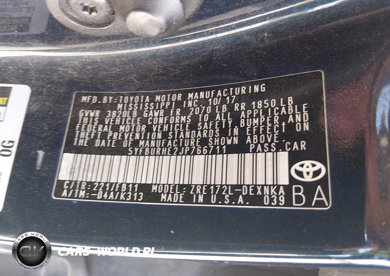 2018 Toyota Corolla Le VIN:5YFBURHE2JP766711 - 9
