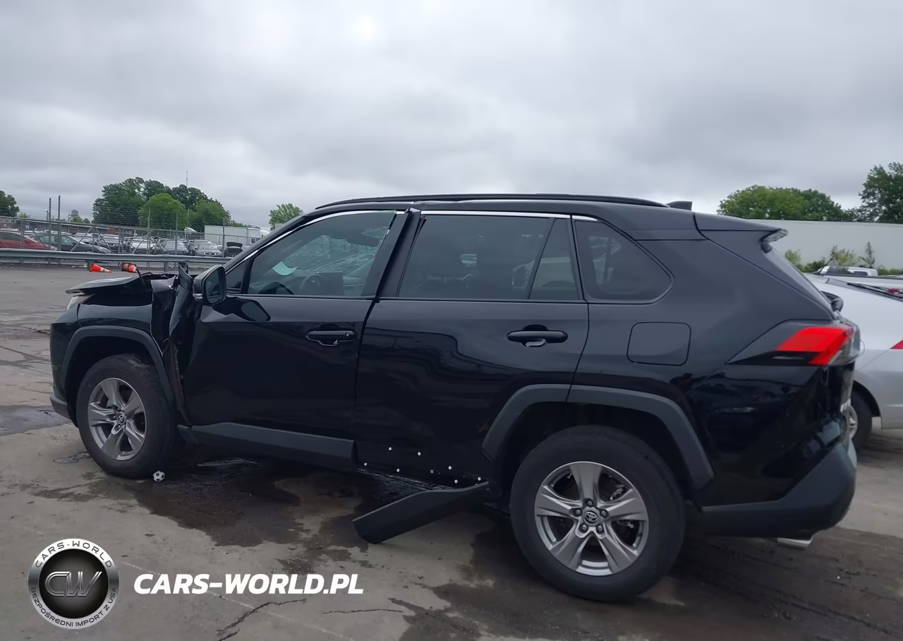 2024 Toyota Rav4 Xle VIN:2T3W1RFV9RW302166 - 14