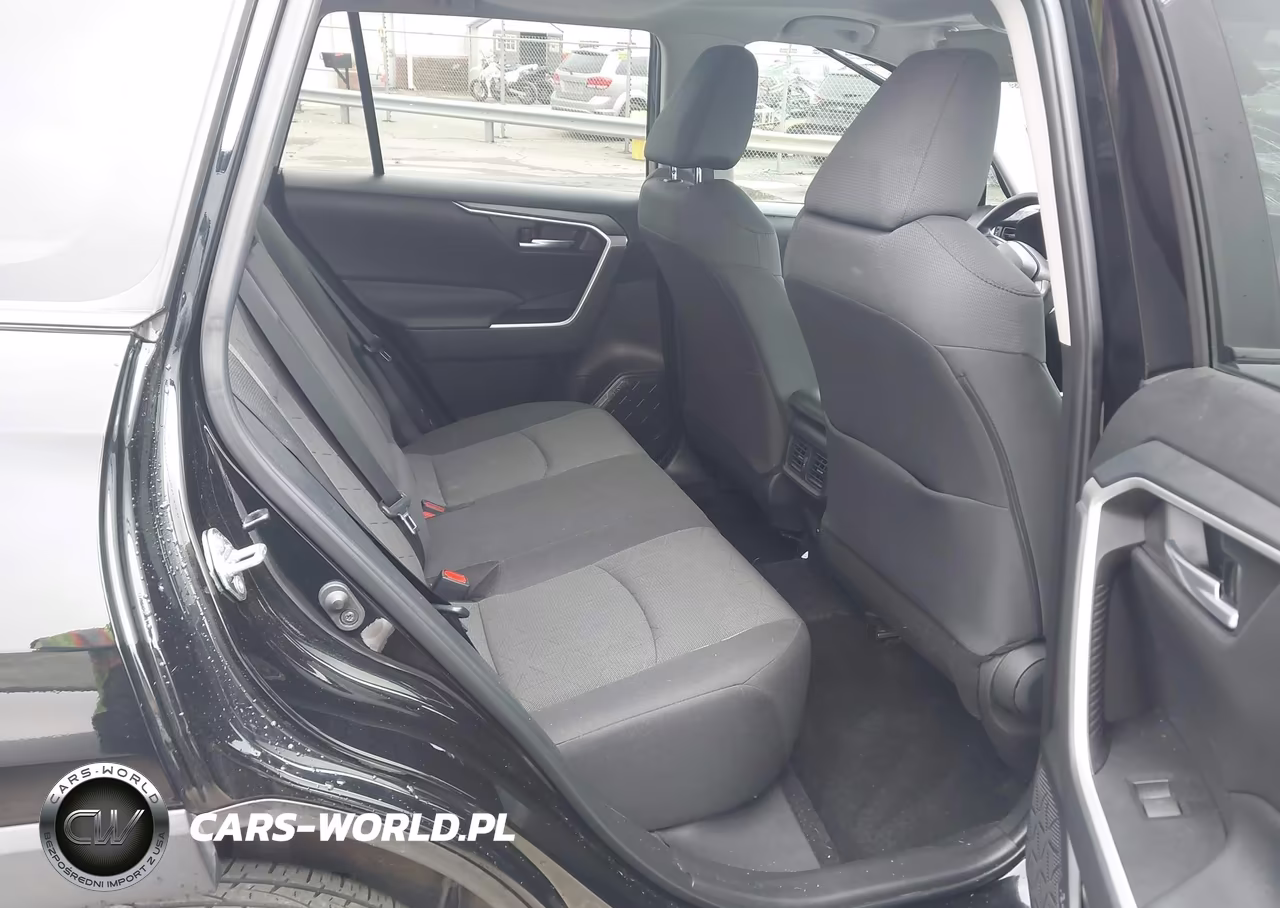 2024 Toyota Rav4 Xle VIN:2T3W1RFV9RW302166 - 8