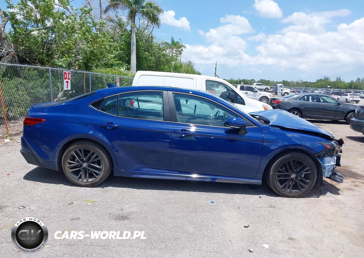 2025 Toyota Camry Se VIN:4T1DAACK2SU173950 - 14