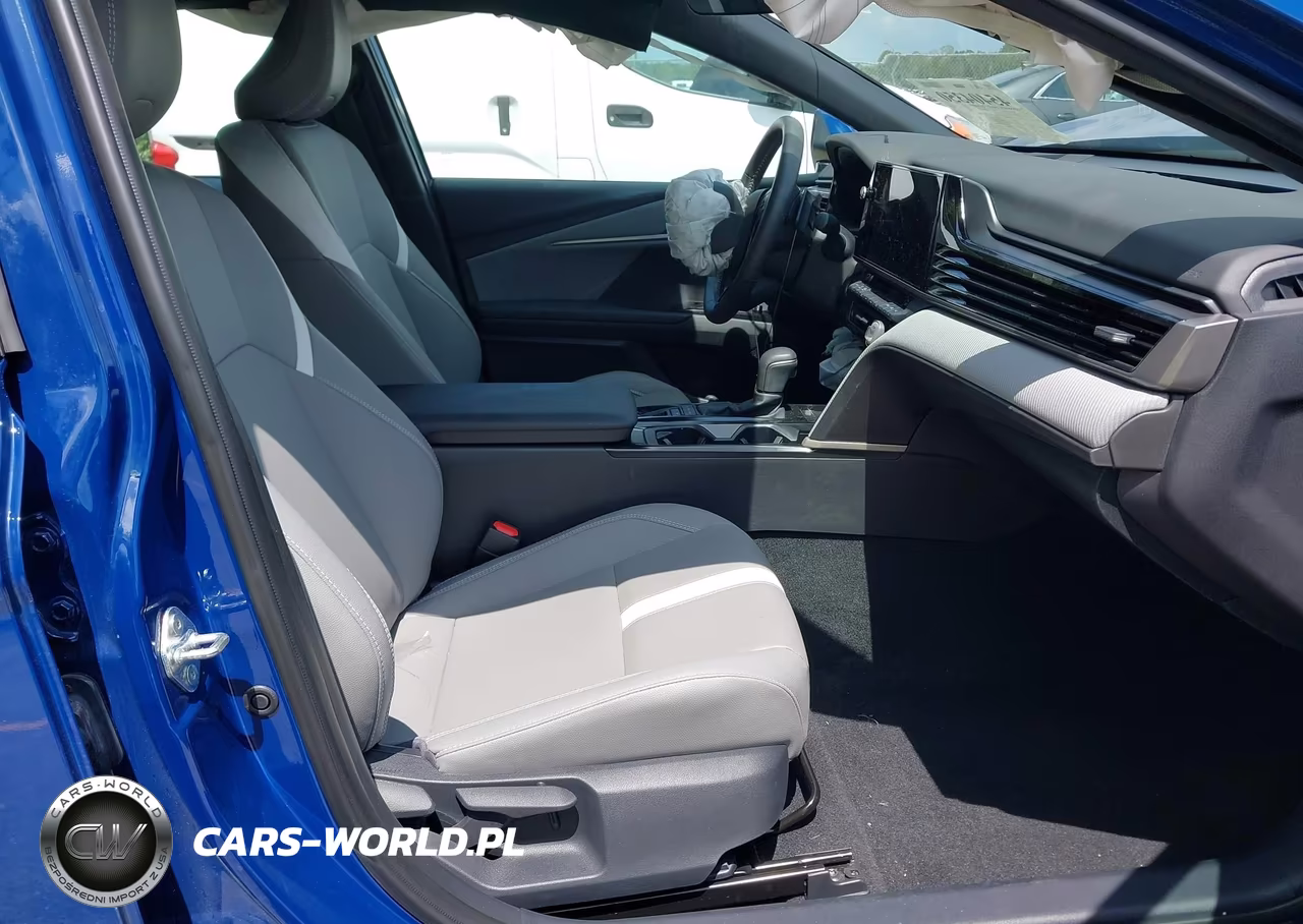 2025 Toyota Camry Se VIN:4T1DAACK2SU173950 - 5