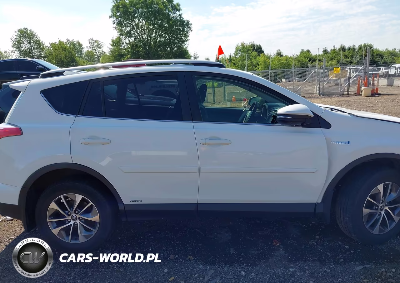 2017 Toyota Rav4 Hybrid Xle VIN:JTMRJREV5HD152826 - 14