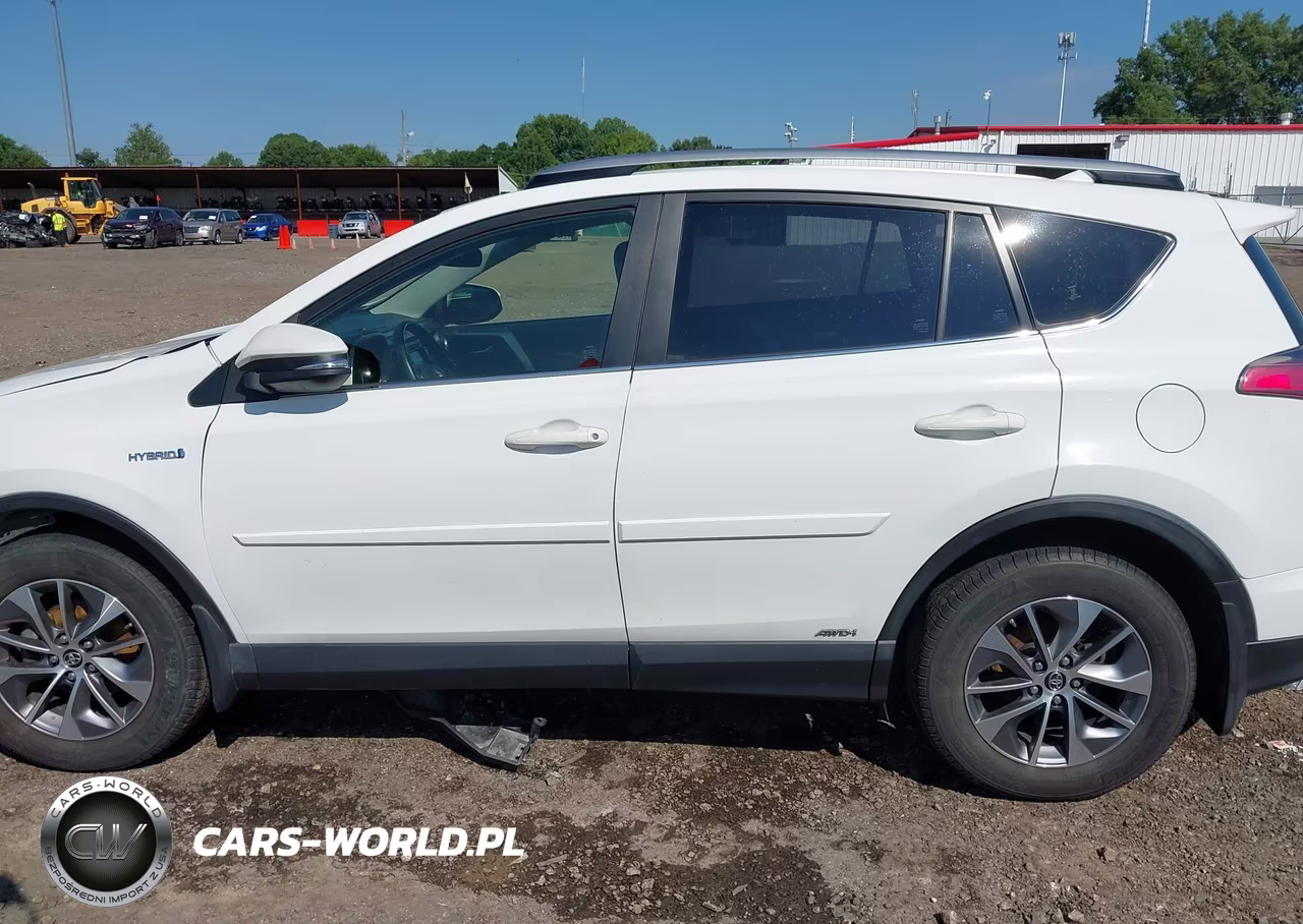 2017 Toyota Rav4 Hybrid Xle VIN:JTMRJREV5HD152826 - 15