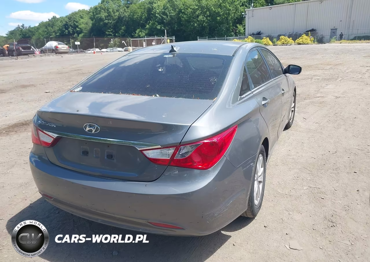 2013 Hyundai Sonata Gls VIN:5NPEB4AC8DH704360 - 4
