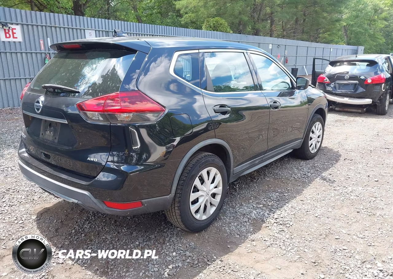 2018 Nissan Rogue S VIN:KNMAT2MV6JP546775 - 4