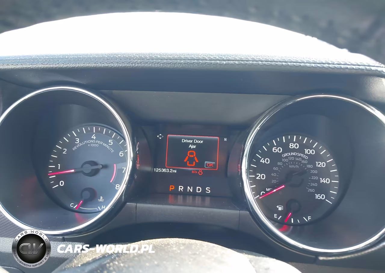 2015 Ford Mustang V6 VIN:1FA6P8AM1F5375967 - 7