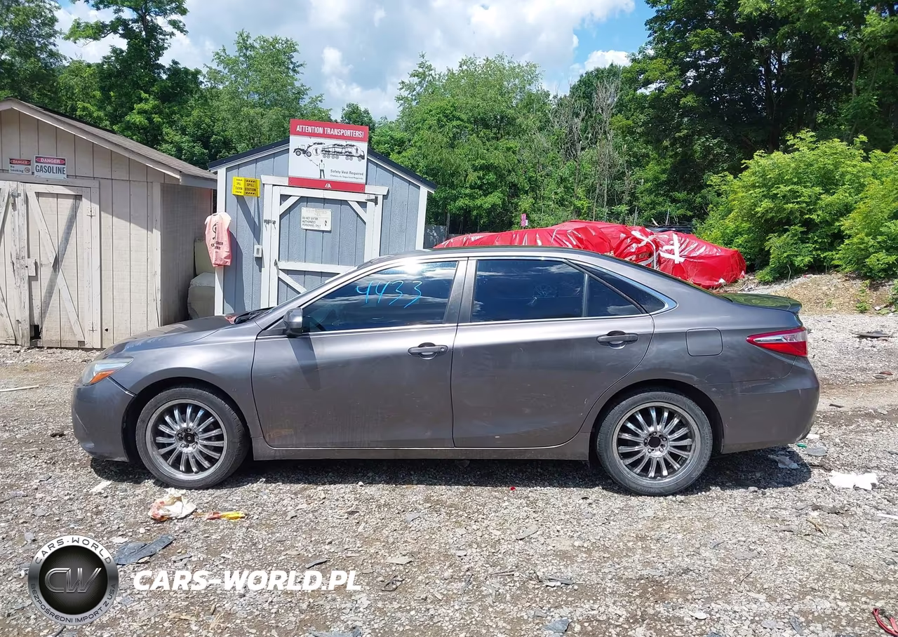 2017 Toyota Camry Se VIN:4T1BF1FKXHU803632 - 14
