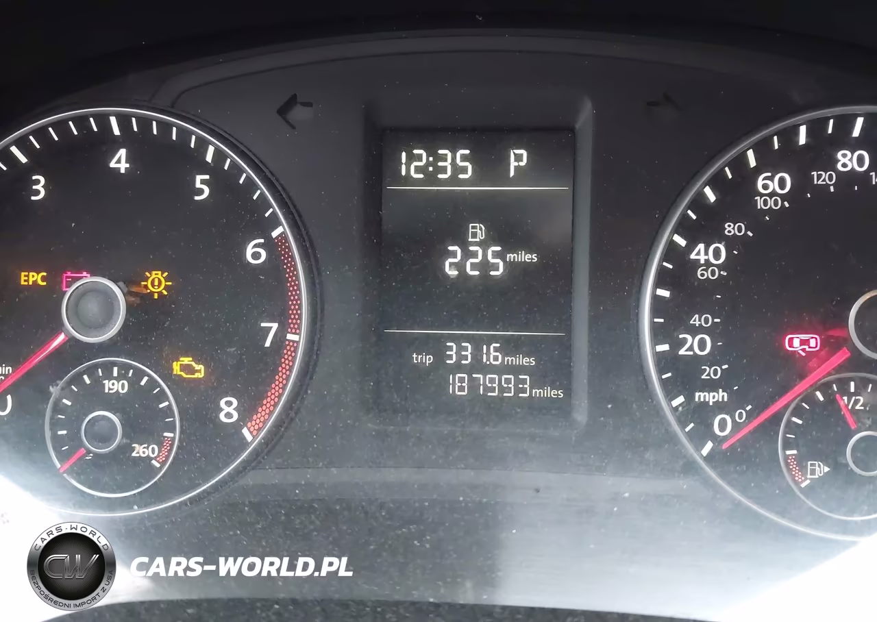 2015 Volkswagen Passat 1.8T S VIN:1VWAT7A31FC019173 - 7
