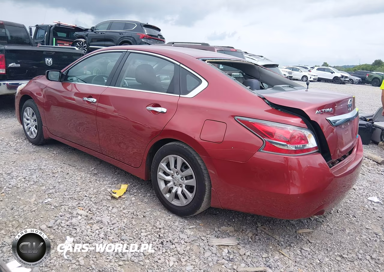 2014 Nissan Altima 2.5 S VIN:1N4AL3AP2EN383898 - 3