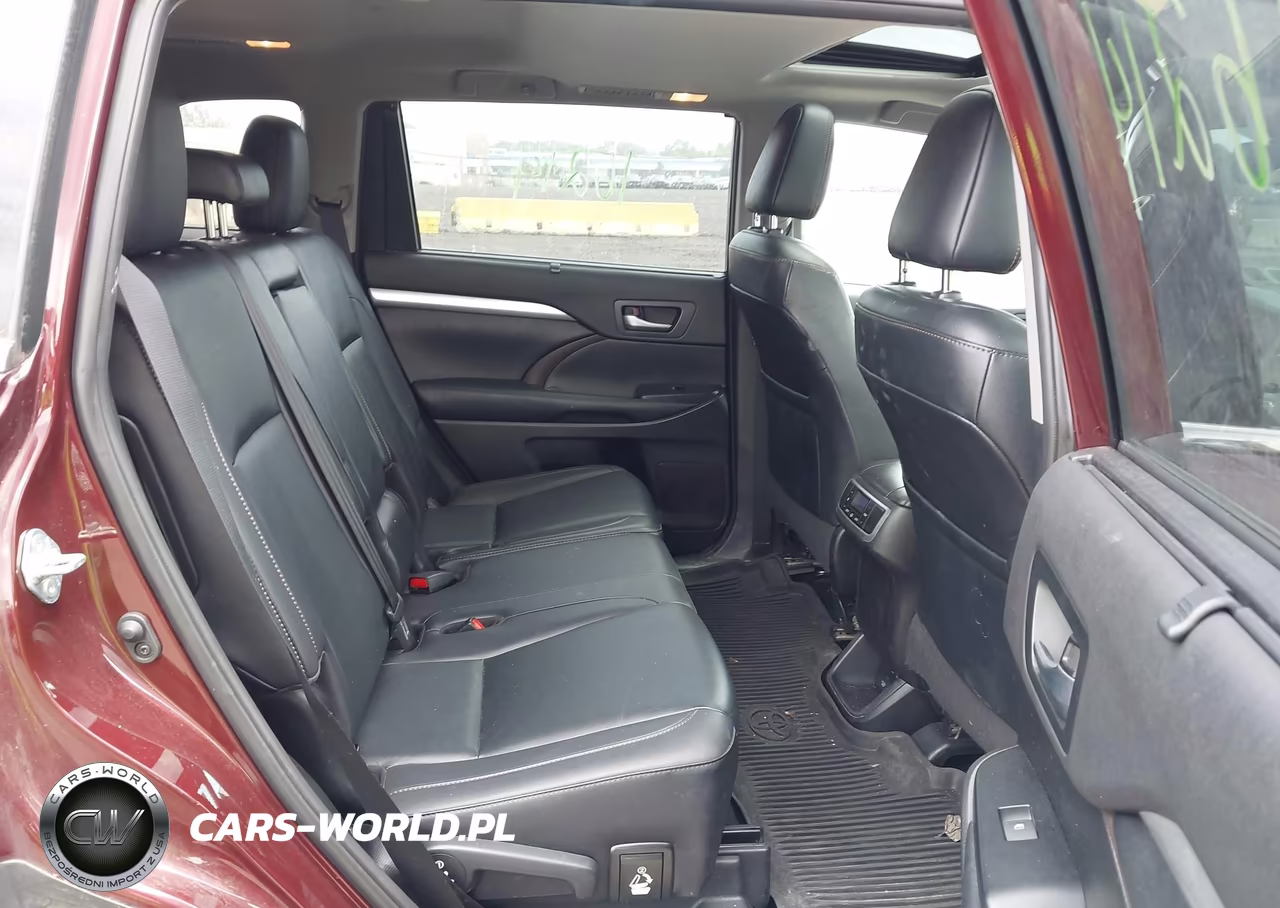 2019 Toyota Highlander Xle VIN:5TDJZRFH7KS710718 - 8