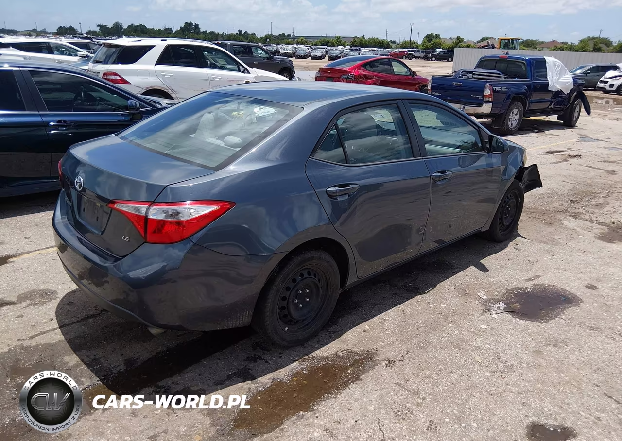 2016 Toyota Corolla Le VIN:5YFBURHE3GP519397 - 4