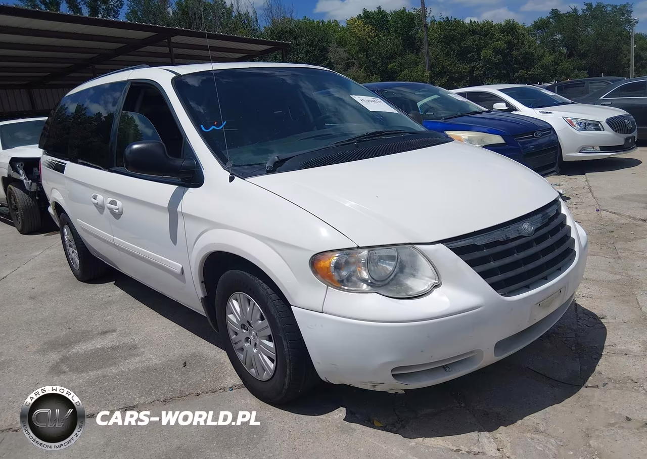 2007 Chrysler Town & Country Lx