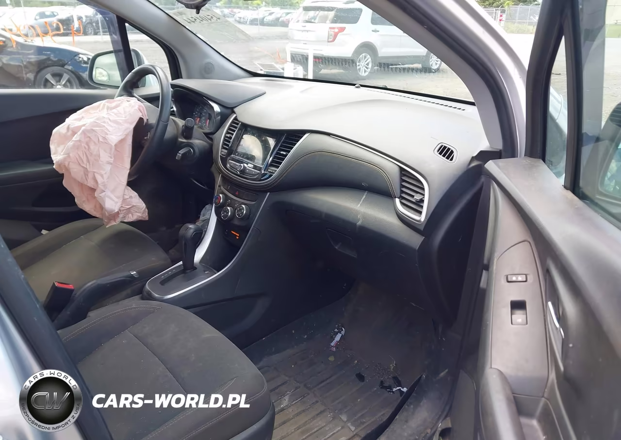 2018 Chevrolet Trax Ls VIN:KL7CJKSB8JB647866 - 5