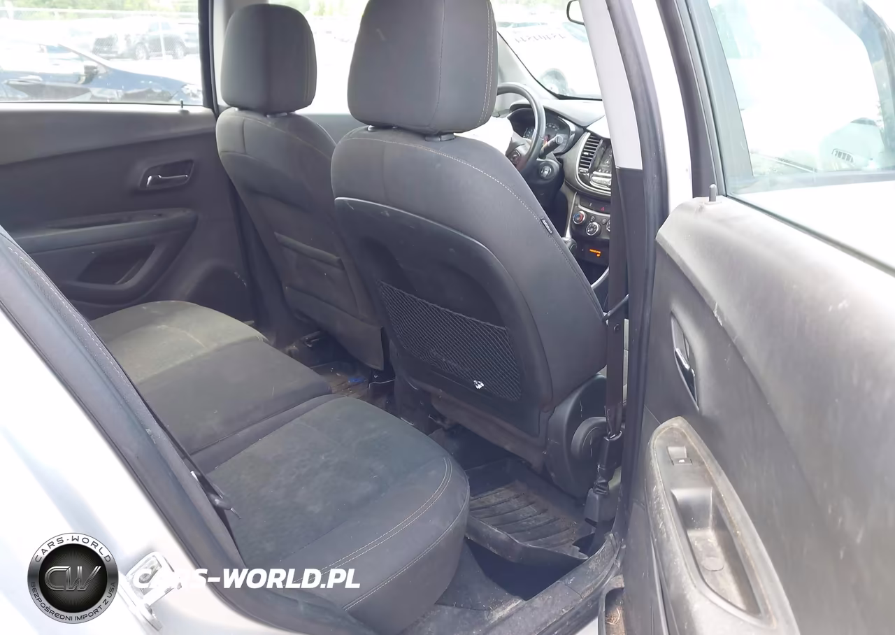 2018 Chevrolet Trax Ls VIN:KL7CJKSB8JB647866 - 8