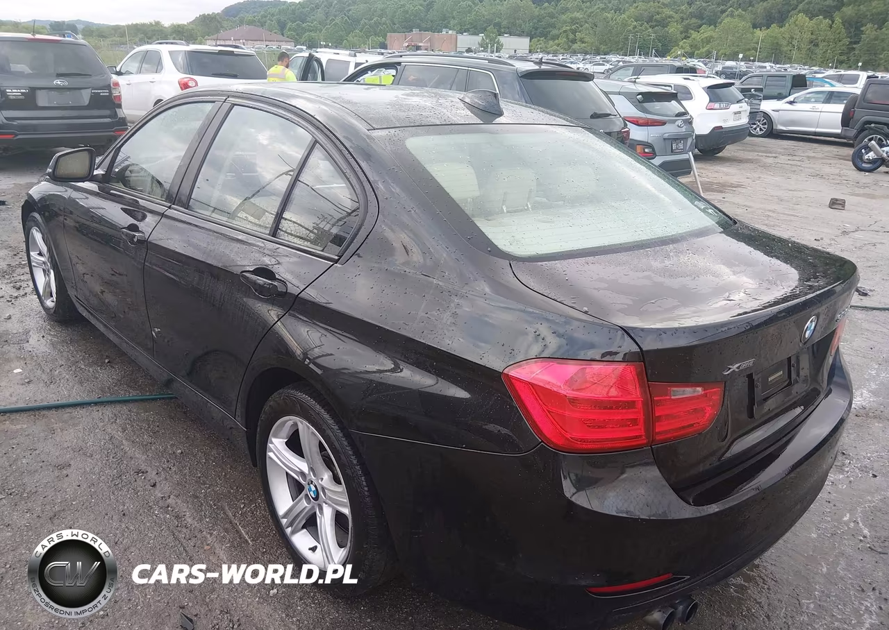 2013 BMW 328I xDrive VIN:WBA3B5G59DNS03948 - 3