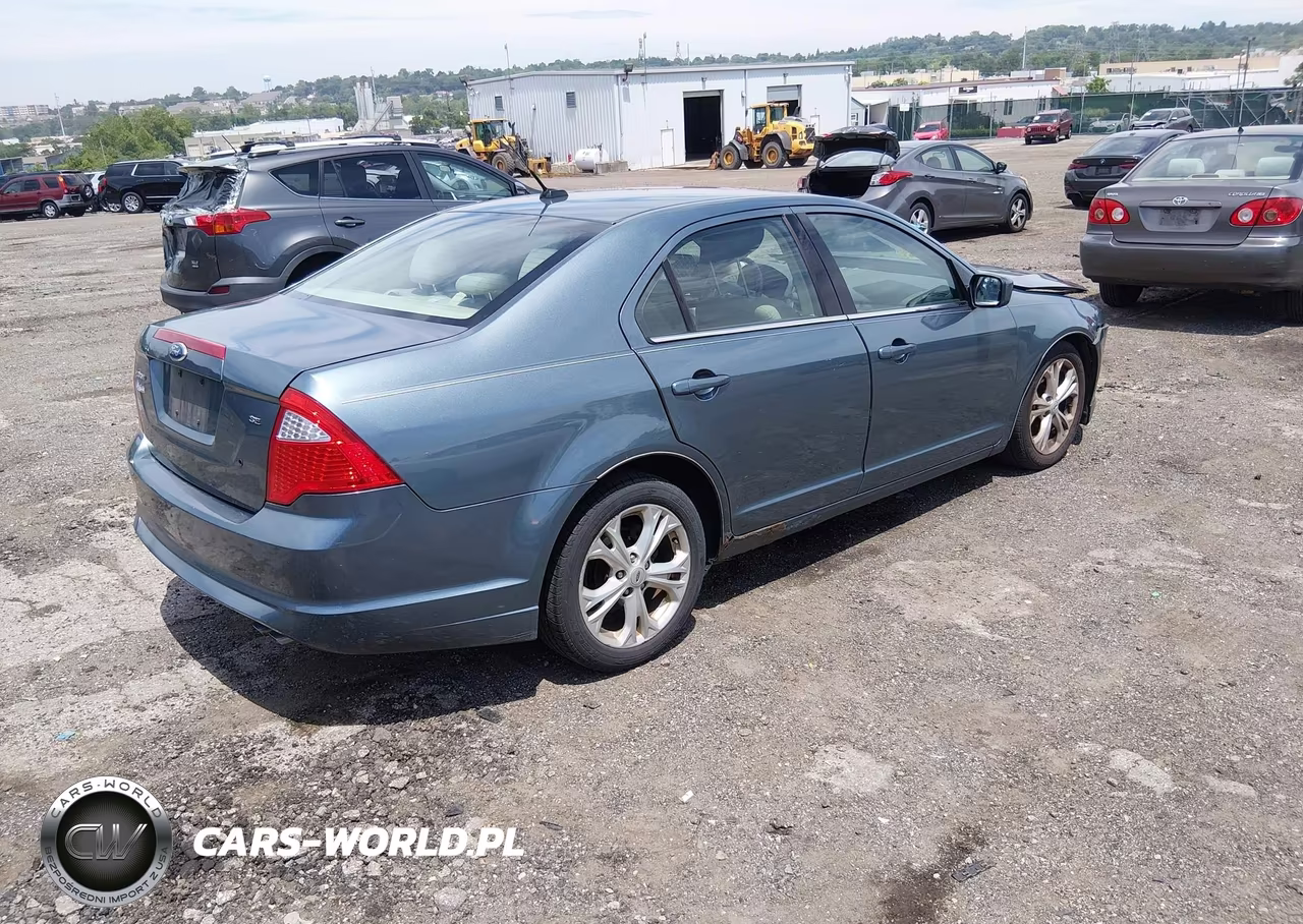 2012 Ford Fusion Se VIN:3FAHP0HA2CR221640 - 4