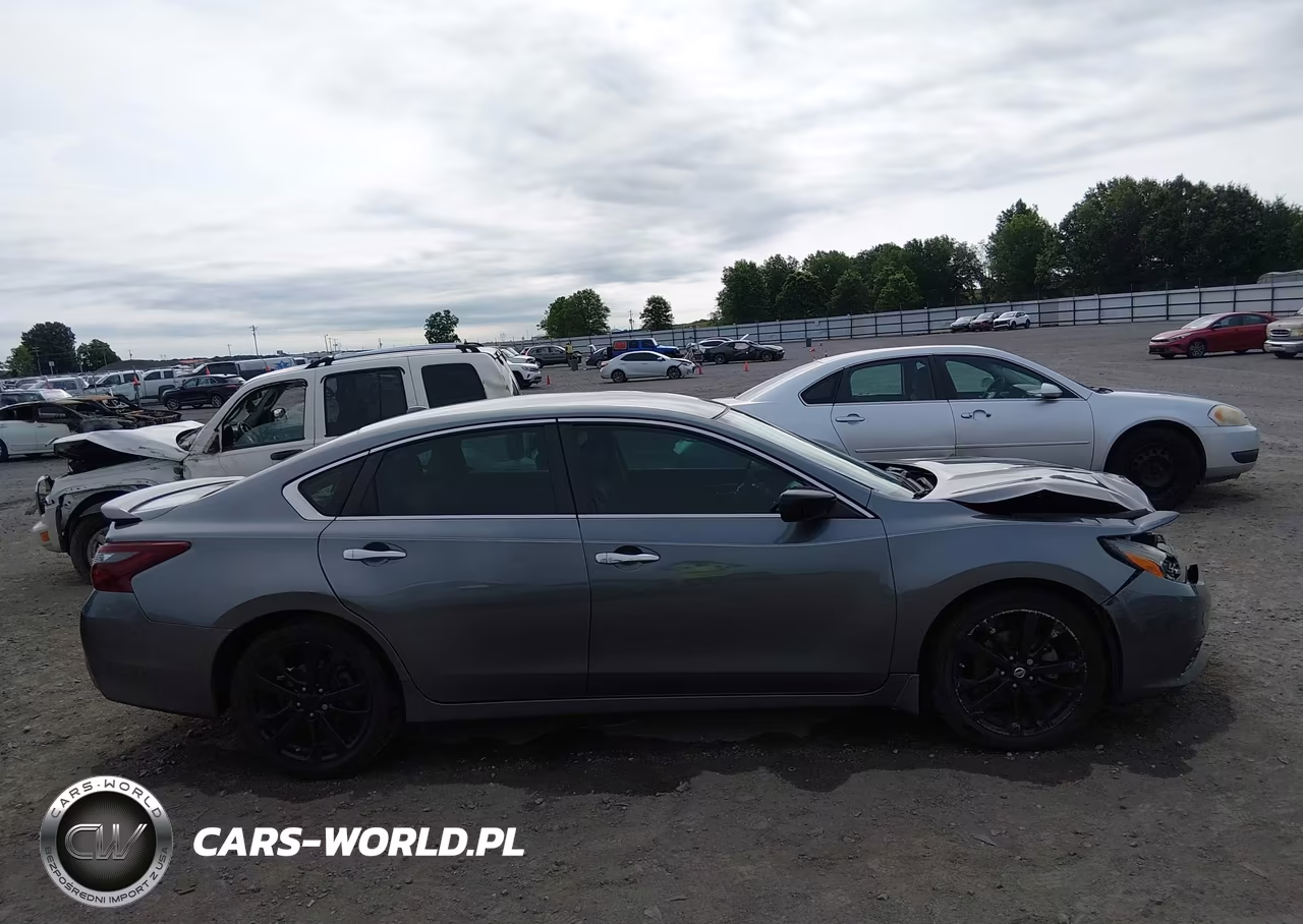 2018 Nissan Altima 2.5 Sr VIN:1N4AL3AP8JC266736 - 13