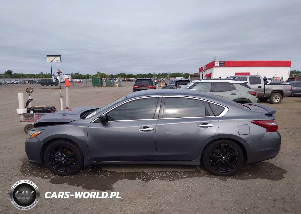 2018 Nissan Altima 2.5 Sr VIN:1N4AL3AP8JC266736 - 14