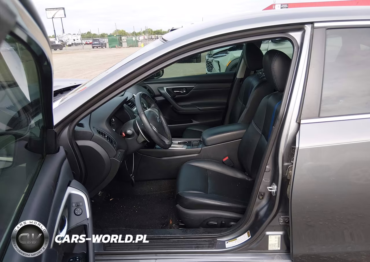 2018 Nissan Altima 2.5 Sr VIN:1N4AL3AP8JC266736 - 17