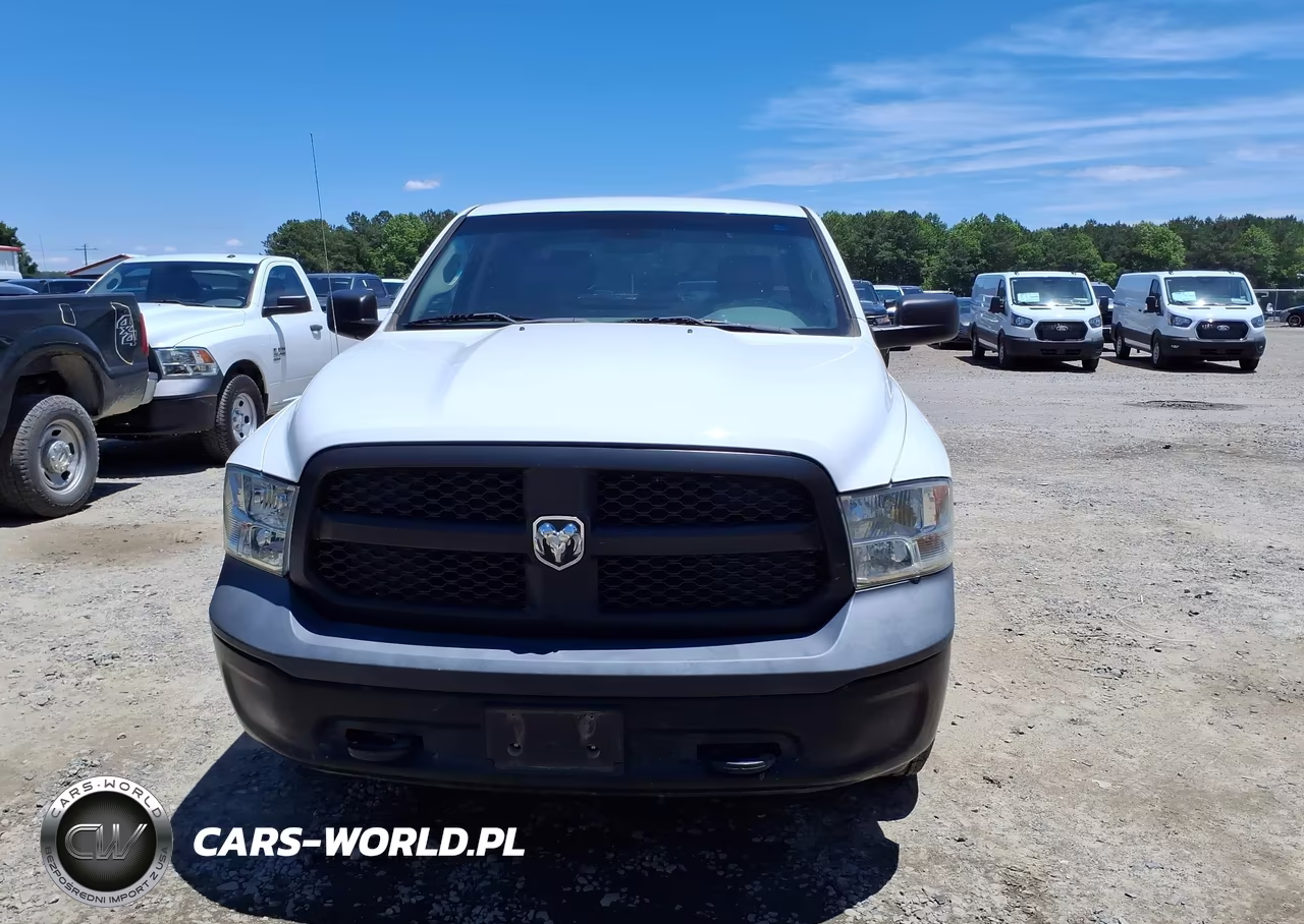 2019 Ram 1500 Classic Tradesman 4X4 5'7 Box VIN:1C6RR7KG1KS661924 - 12