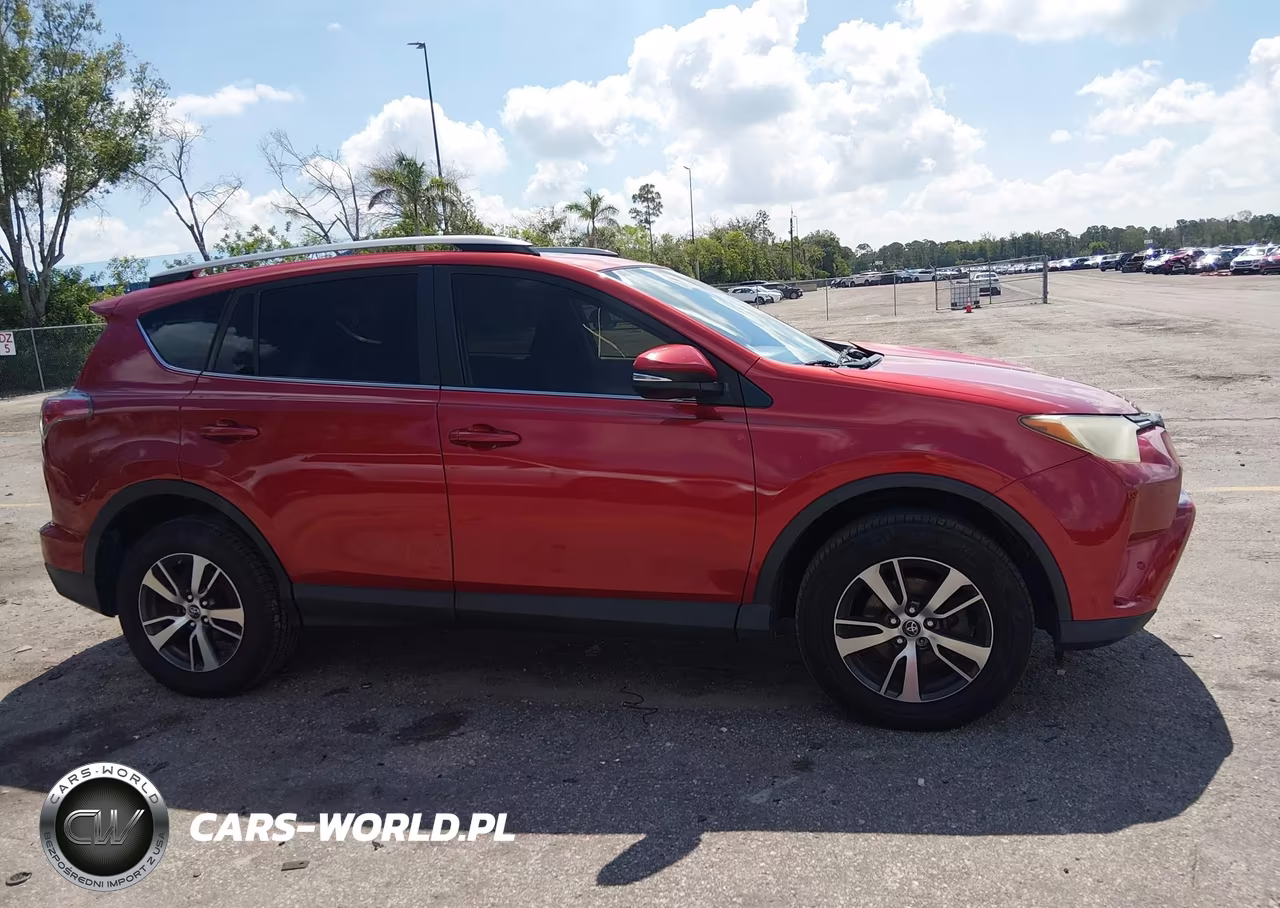 2017 Toyota Rav4 Xle VIN:JTMWFREV2HJ140638 - 13