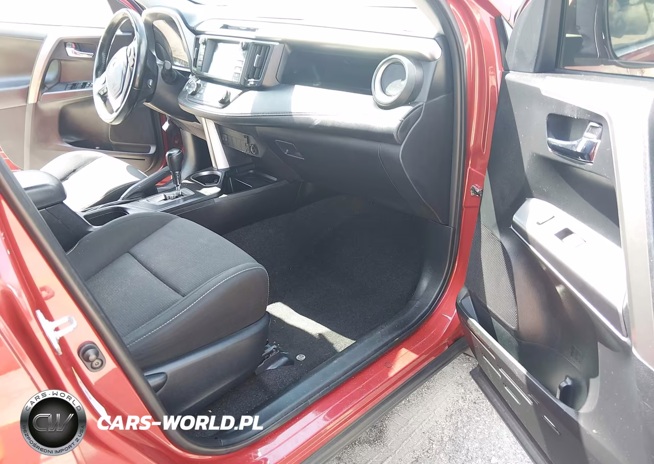 2017 Toyota Rav4 Xle VIN:JTMWFREV2HJ140638 - 5