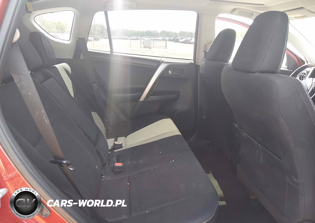 2017 Toyota Rav4 Xle VIN:JTMWFREV2HJ140638 - 8
