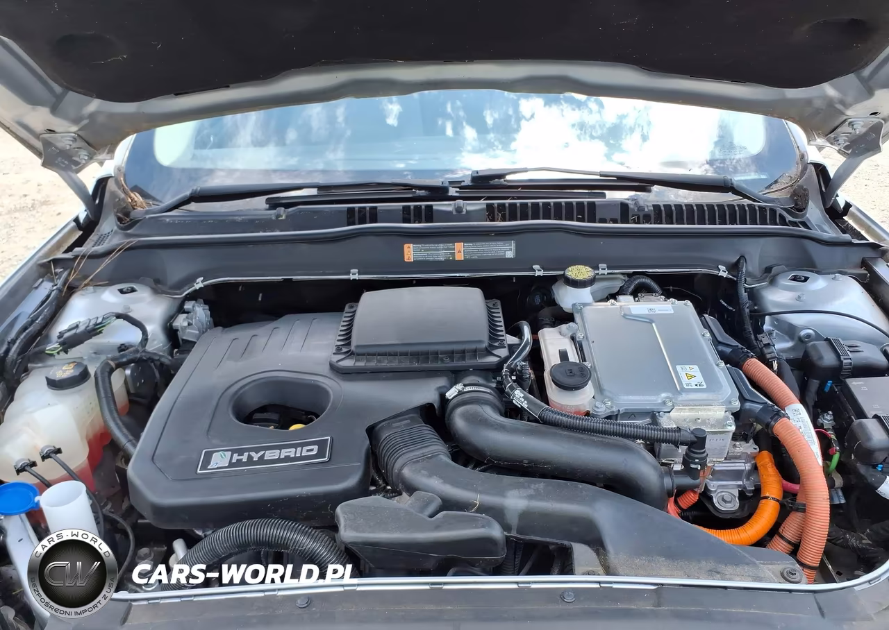 2018 Ford Fusion Hybrid S VIN:3FA6P0UUXJR254387 - 10