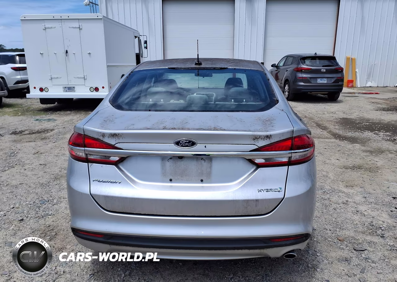 2018 Ford Fusion Hybrid S VIN:3FA6P0UUXJR254387 - 16