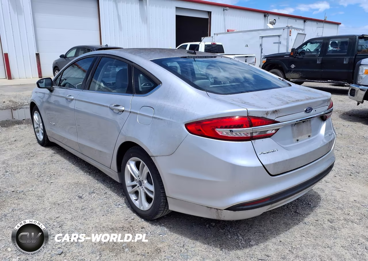 2018 Ford Fusion Hybrid S VIN:3FA6P0UUXJR254387 - 3
