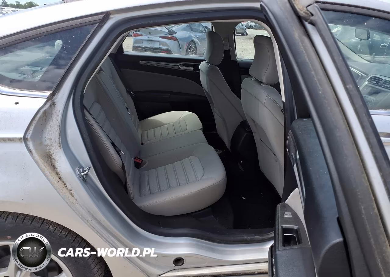 2018 Ford Fusion Hybrid S VIN:3FA6P0UUXJR254387 - 8
