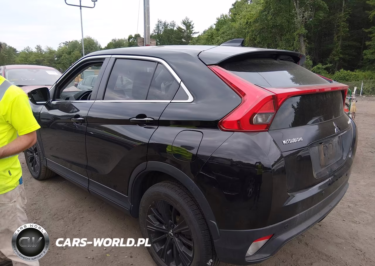 2018 Mitsubishi Eclipse Cross Le VIN:JA4AT4AA5JZ042777 - 3