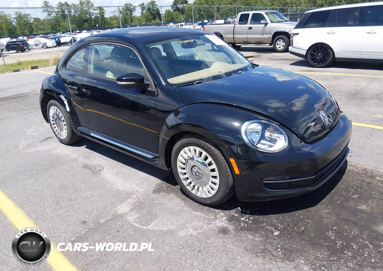 2013 Volkswagen Beetle 2.5L – zdjęcie 1 z 11