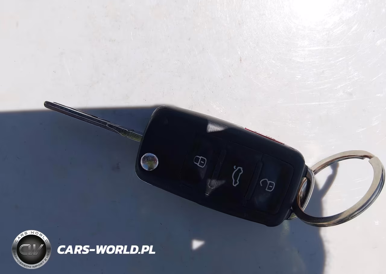 2013 Volkswagen Beetle 2.5L VIN:3VWJP7AT6DM683517 - 11