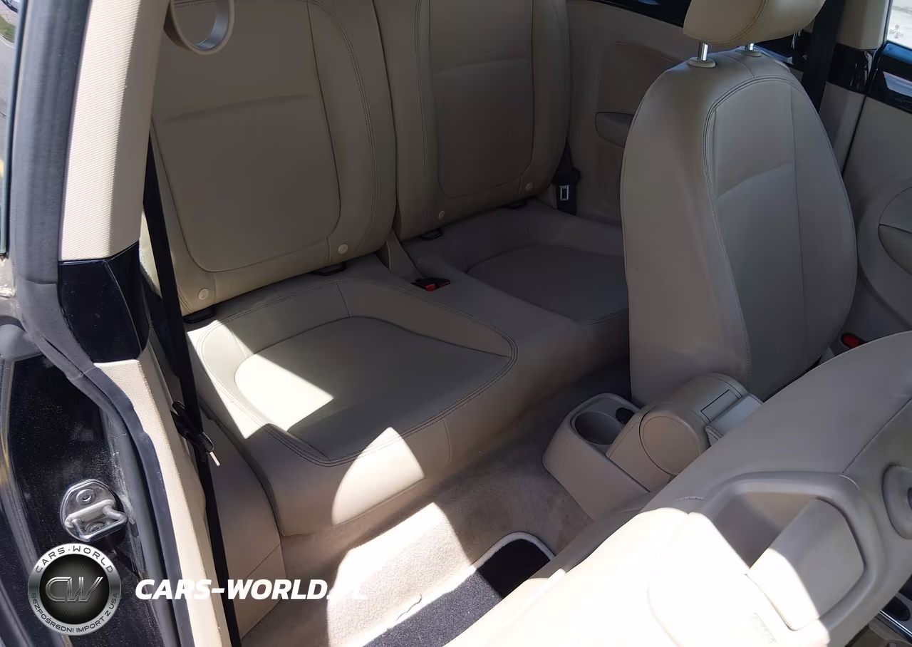2013 Volkswagen Beetle 2.5L VIN:3VWJP7AT6DM683517 - 8