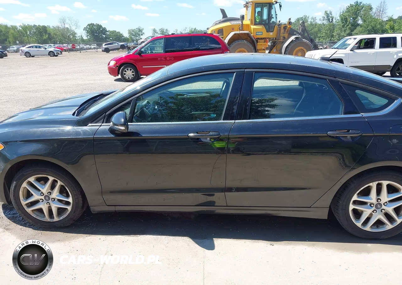 2014 Ford Fusion Se VIN:1FA6P0H7XE5401711 - 15
