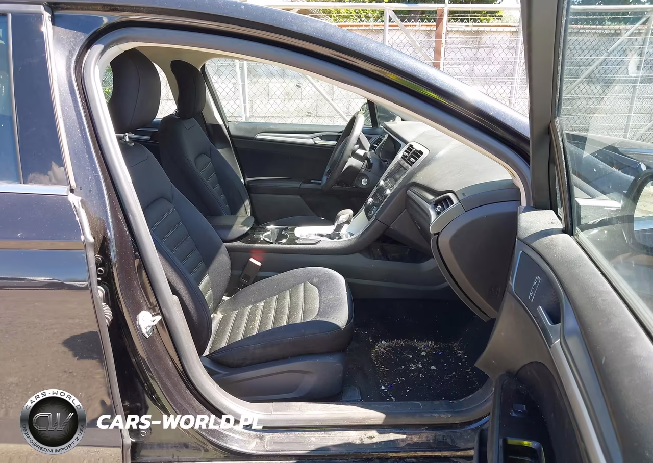 2014 Ford Fusion Se VIN:1FA6P0H7XE5401711 - 5